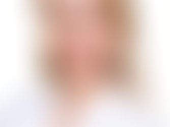 Când stresul apare pe piele: perspectiva dermatologului Antonia Elena Huţanu