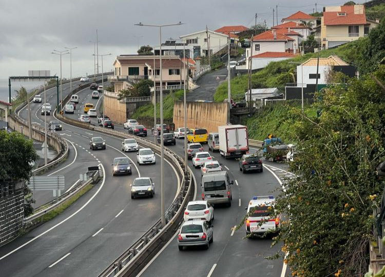 Manutenção da Via Rápida leva 46,9 milhões mais IVA