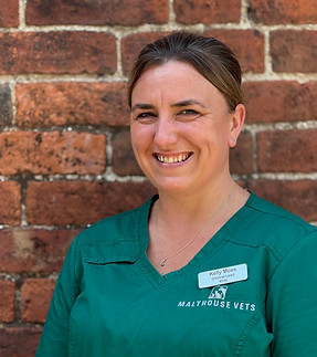 Malthouse-Vets-Kelly-Moss-Clinical-Lead-RVN.jpeg