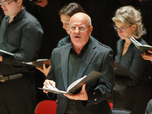 the bach choir by classical music concert photographer michael whitefoot in the royal festival hall