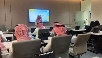 استقبال وفد جامعة الملك فيصل  - مركز الدراسات والاستشارات القانونية