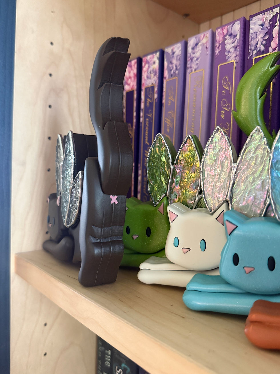 Thumbnail: Fairy Cat Shelf Sitters