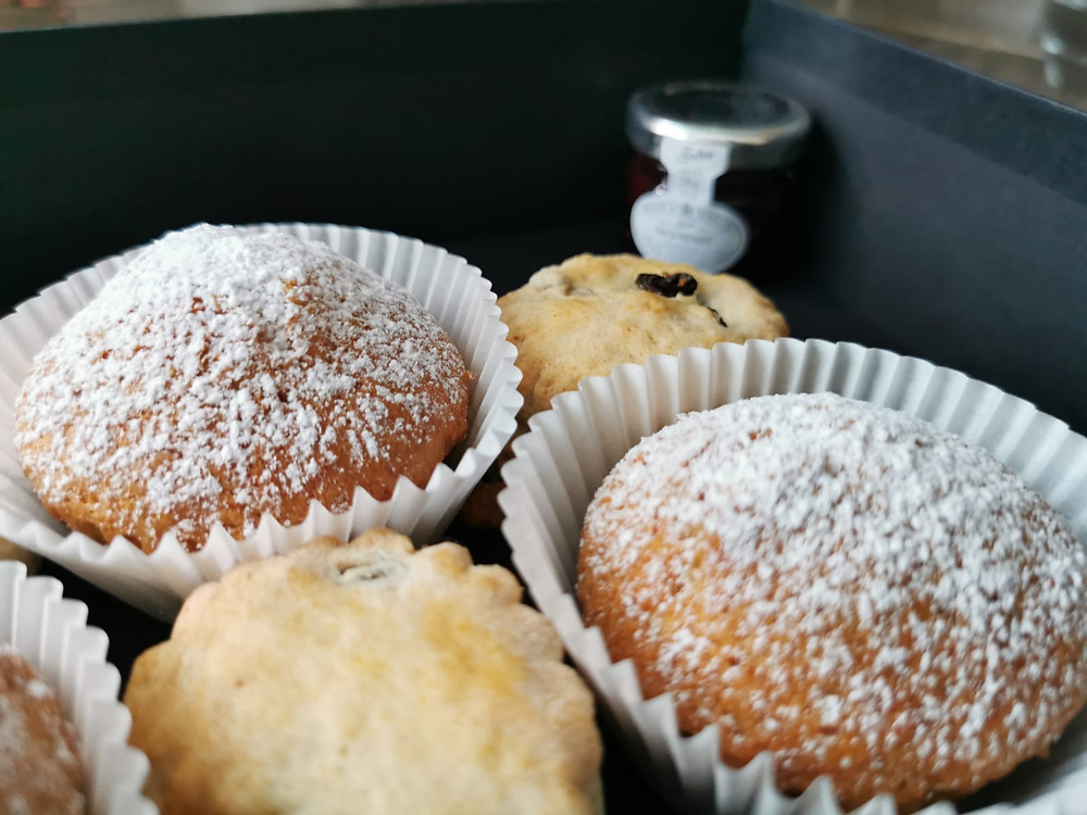 Victoria Sponge and scones