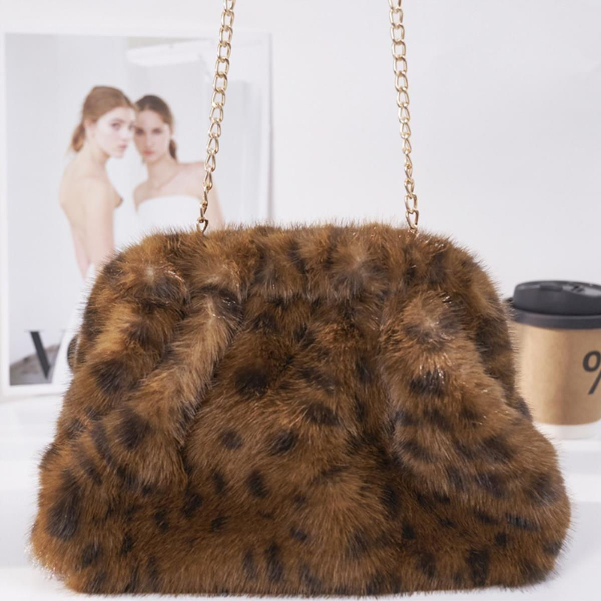 FAUX FUR CLUTCH