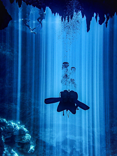Cenote Dive El Pit