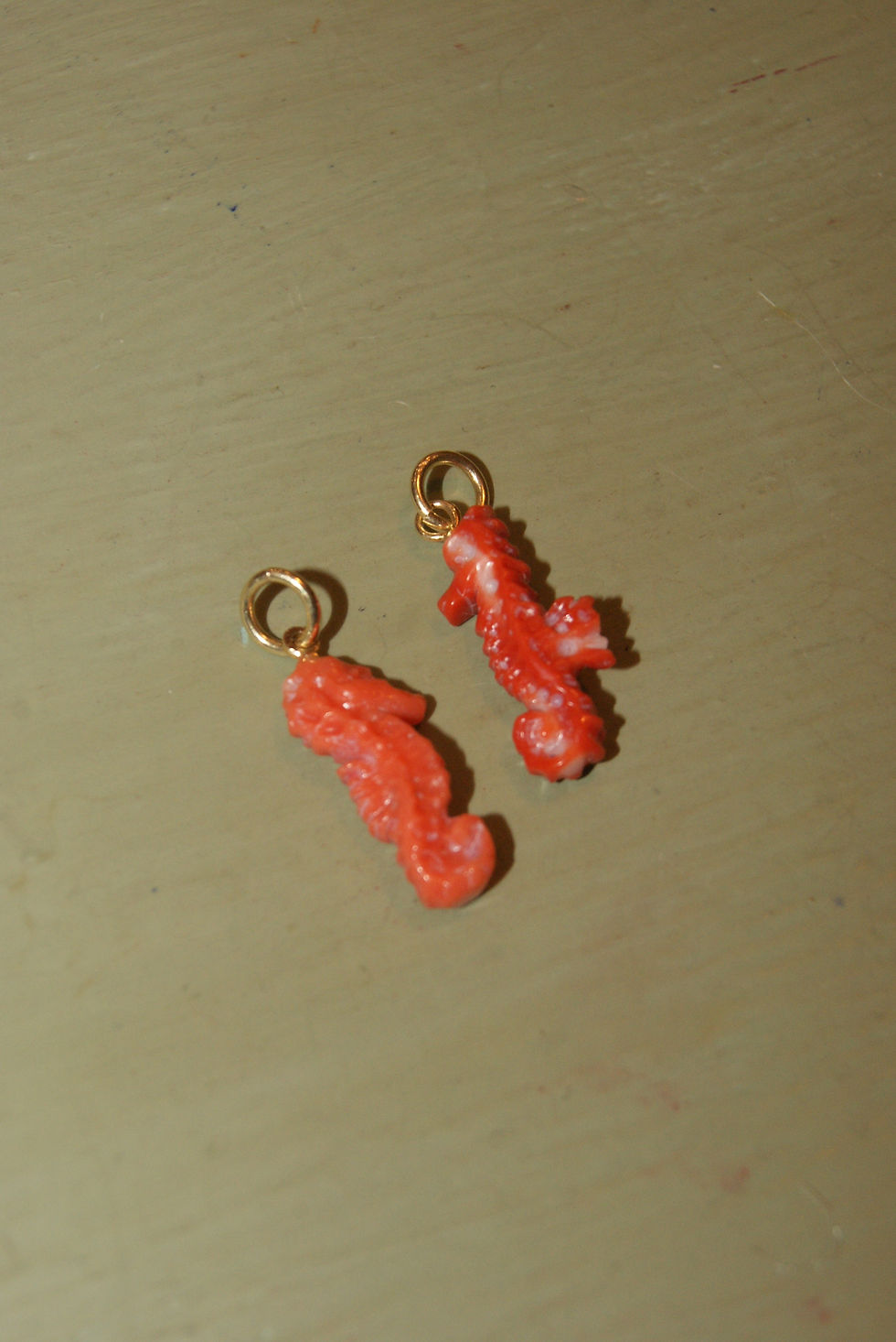 Miniatura: COLLAR CABALLITO DE MAR CORAL