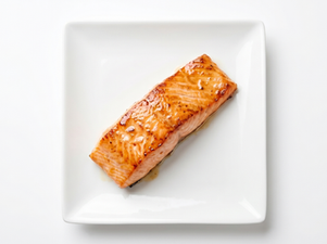 Salmón con miel y limón en freidora de aire