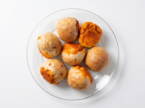 Bollos preñaos de chorizo y bacon en robot de cocina