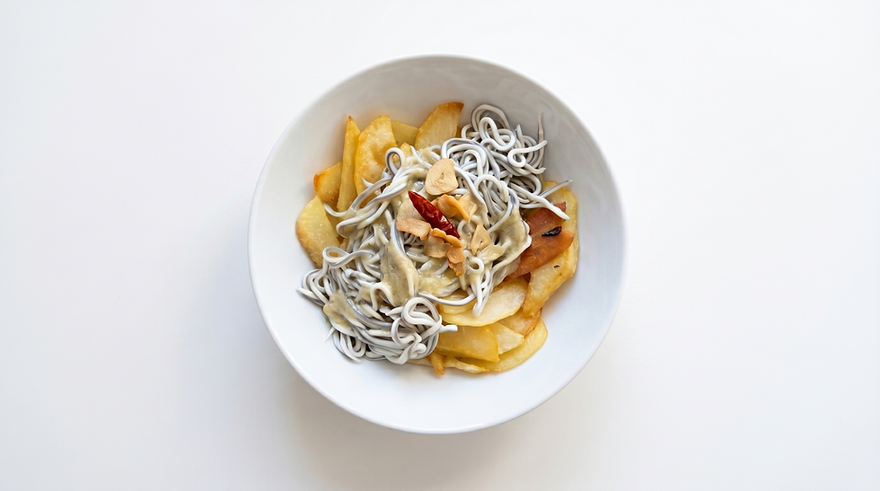 Gulas con bacalao y patatas al pilpil tradicional