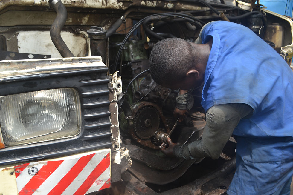 mechanic_at_work_commons.jpg