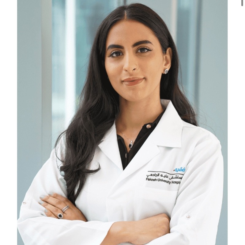 Dr. Amna Khushnud
