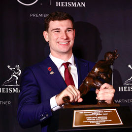Heis-Mendoza: Columbus Quarterback Wins Heisman