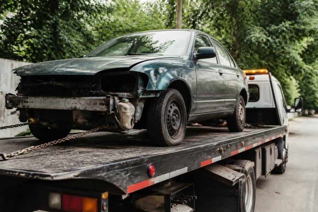 Junk Car Removal Near Me: Sell Your Car for Cash