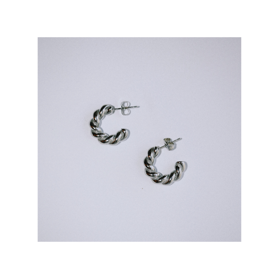 Thumbnail: Twisted Demi Hoops