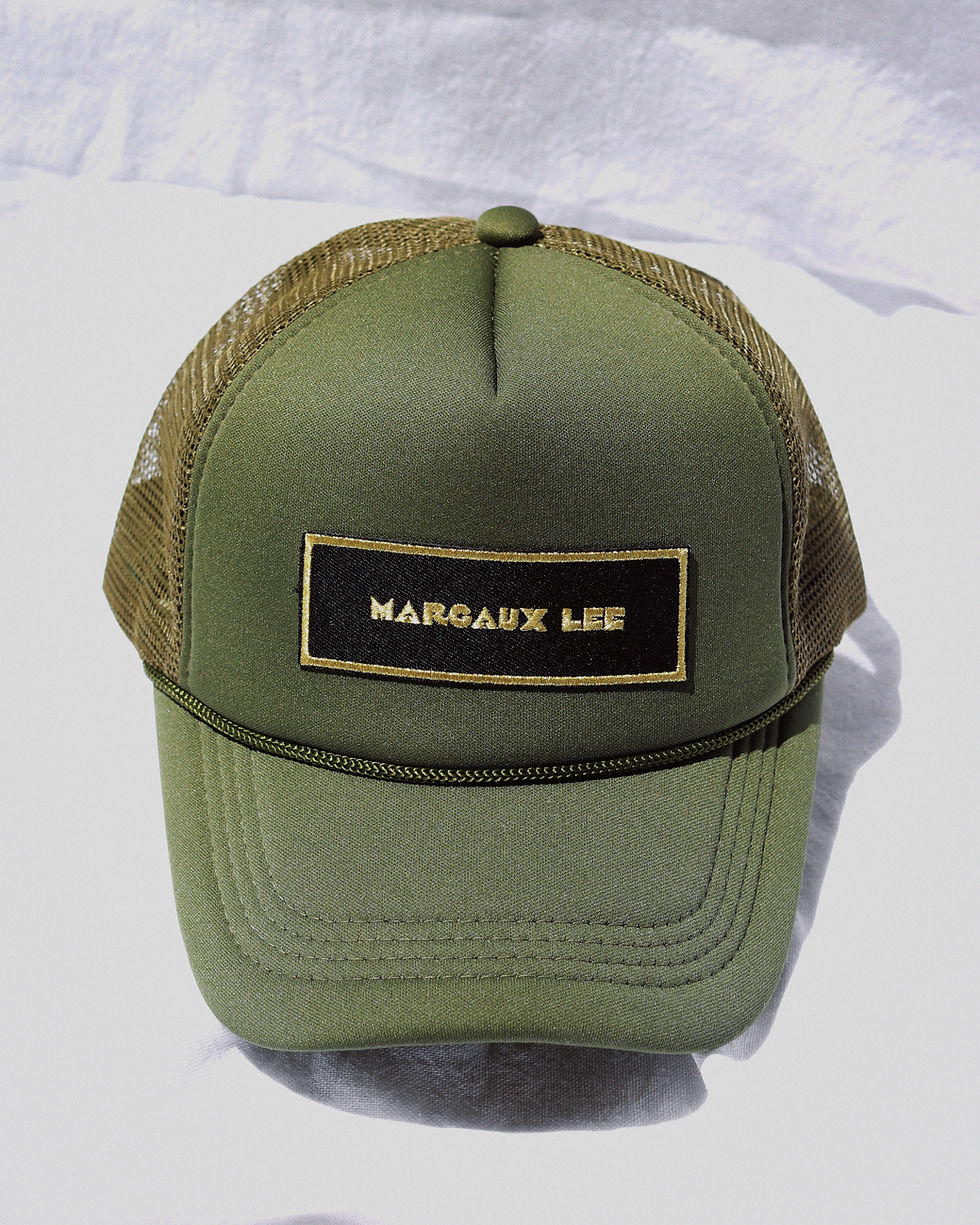 Thumbnail: Plaque Trucker Hat