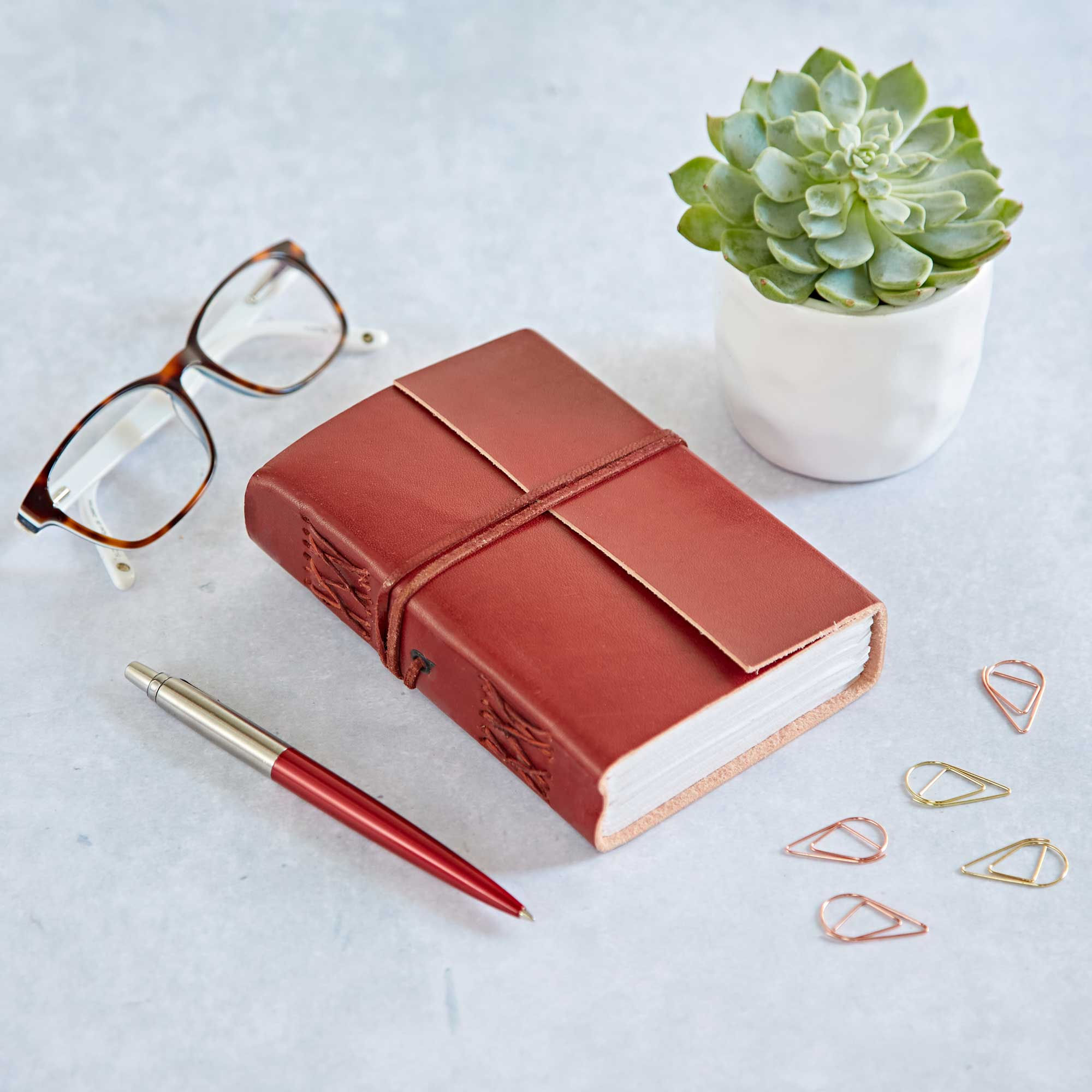 Customizable leather journal