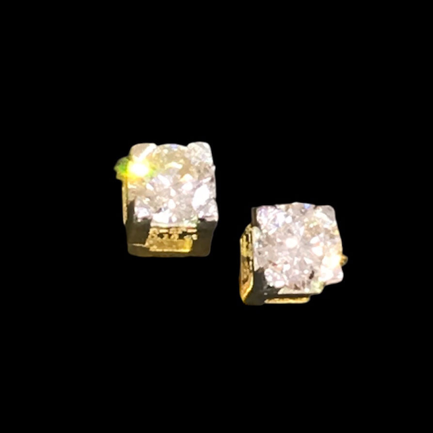 Splendid 0.18 Ct square solitaire natural diamonds stud for kids,second piercing