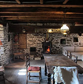 Le salon/salle à manger du gîte