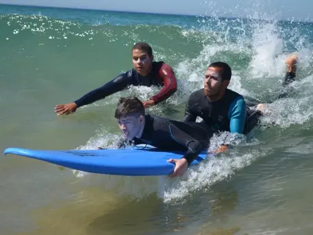 Sol, calor, cor de laranja no ar