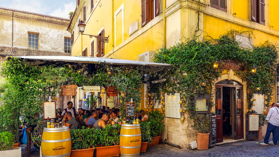 The Art of the Shared Plate: Navigating Italy’s Rustic Culinary Scene as a Solo Traveler