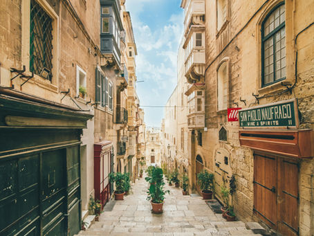 The Traveler’s Table: Building Your Food & Travel Hot Spot List