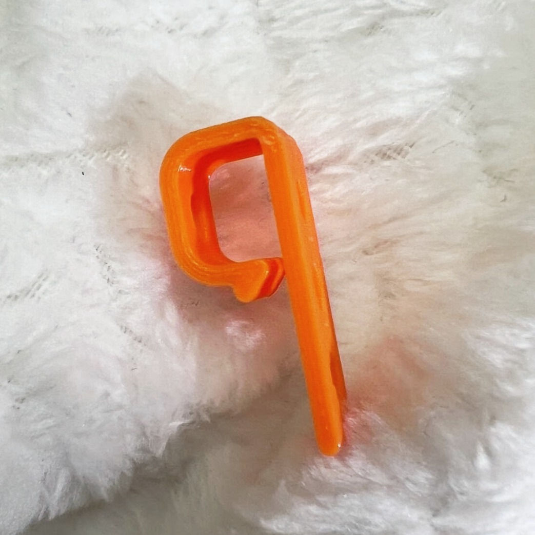 Orange Sweet Clips Pair