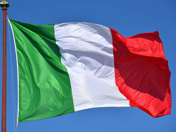 AMARE LA PATRIA ED IL POPOLO SIGNIFICA ESSERE PATRIOTI E NON TRADITORI