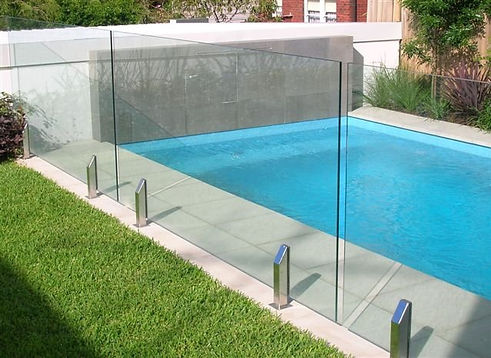 pool fence cleaning.jpg