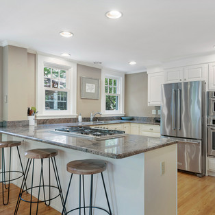 KITCHEN
HOM PHOTOGRAPHY
Real Estate & Commercial
P h o t o g r a p h y