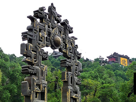 4 U.S. College Instructors Stabbed In China