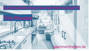 Banner von APARTMENTHELDEN zum Thema "Außergewöhnliche Apartmentkonzepte: Tiny Houses". Das Bild zeigt den stilvollen und kompakten Innenraum eines Tiny Houses mit Küche und Wohnbereich, um modernes und nachhaltiges Wohnen auf kleinem Raum zu visualisieren.