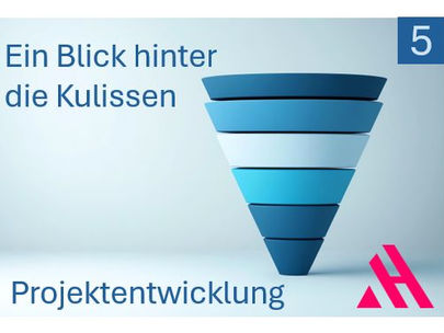 Grafik eines blauen Trichters (Funnel) als Symbol für den Prozess der Projektentwicklung - Ein Blick hinter die Kulissen, Schritt 5.