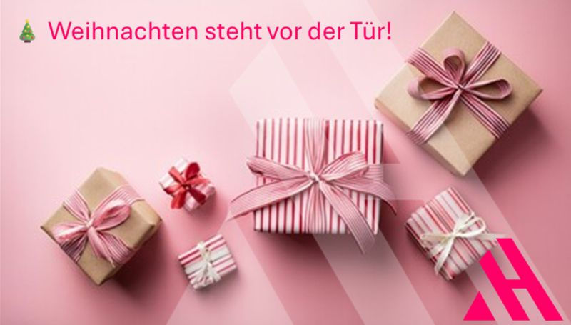 Ein Arrangement von fünf liebevoll verpackten Geschenken in Rosa- und Weißtönen liegt auf einem hellrosa Hintergrund. Oben links steht der Schriftzug „🎄 Weihnachten steht vor der Tür!“ in pinker Schrift. Unten rechts befindet sich das APARTMENTHELDEN-Logo in Pink.