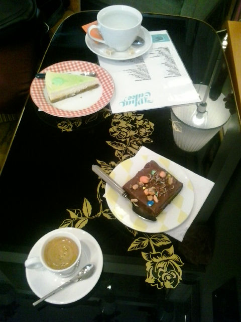 What the CAAAAKE!!!!!