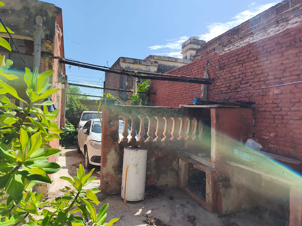 Miniatura: General Bustos CASA A DEMOLER O RECICLAR