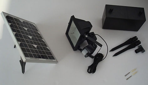 La forma mas simple de tener seguridad en los perimetros, utilizando un reflector por energia solar