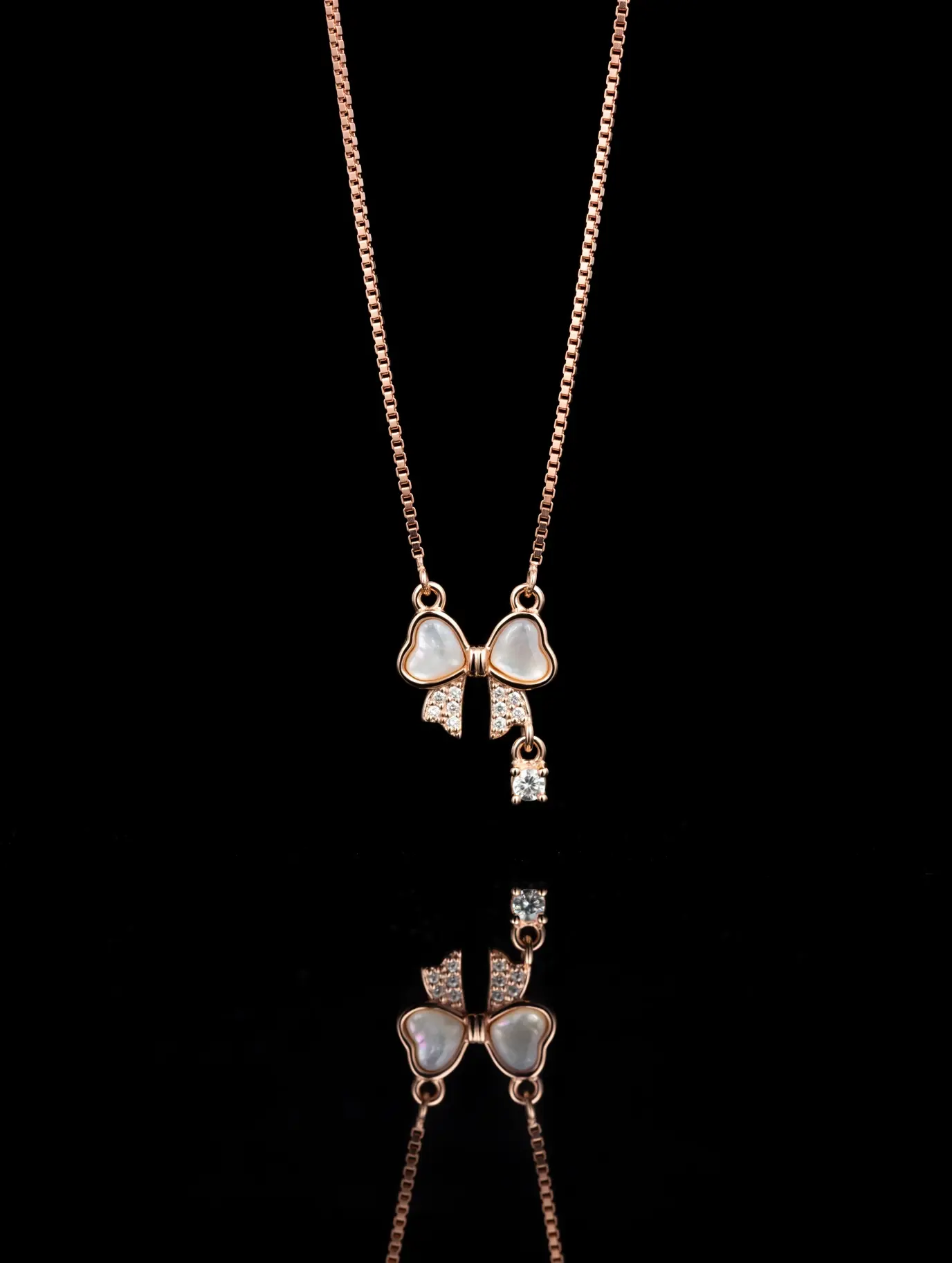 Silver Elegant Chain Pendant