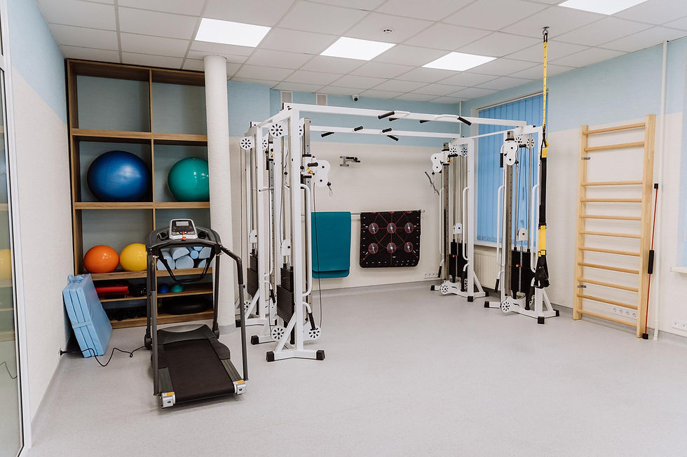 nowoczesny gabinet fizjoterapii i rehabilitacji - profesjonalne wyposażenie