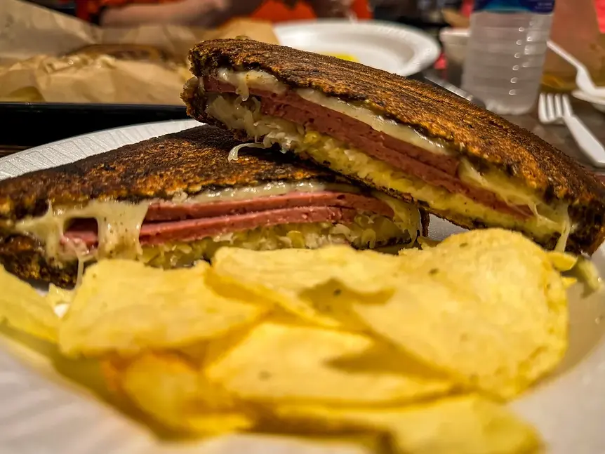 bologna lunch.webp