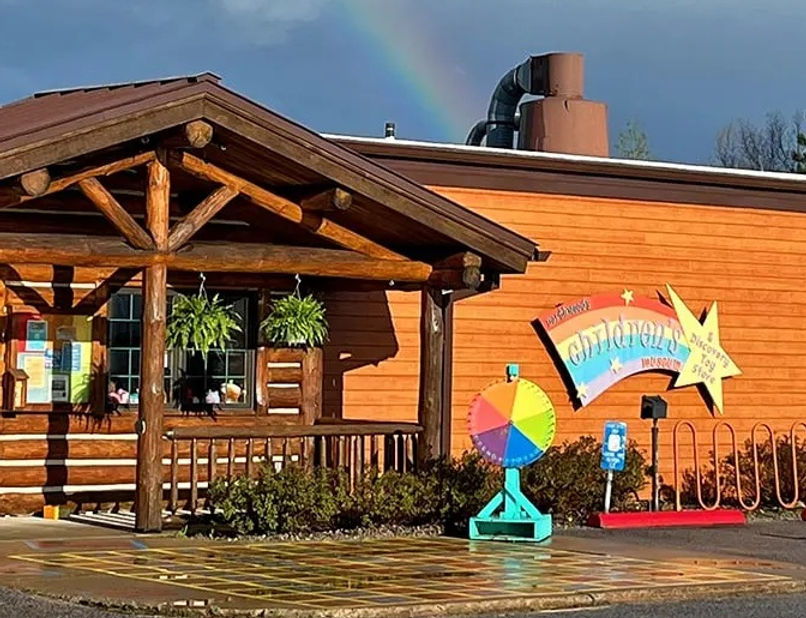 childrens museum exteriorj.jpg