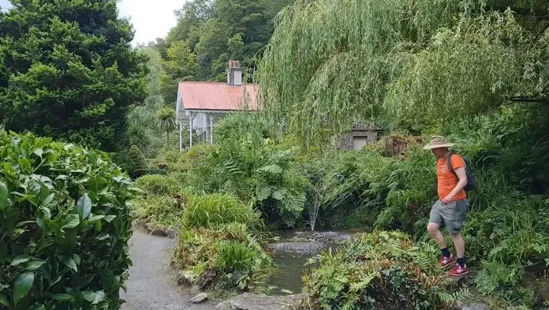 simmons-park-ornamental-gardens.webp