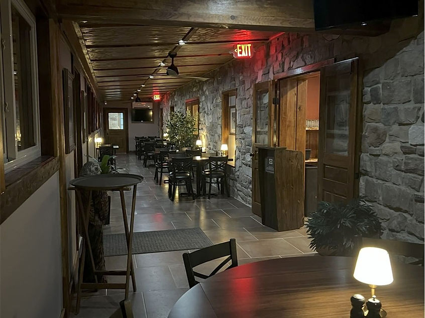 gloryridge-tavern-grill-seating-2025.jpg