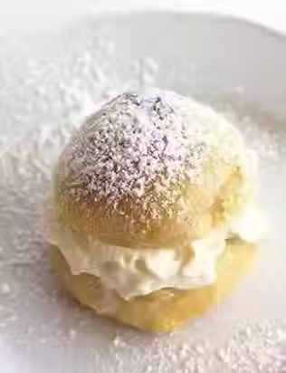 cream puffj.avif