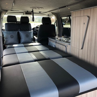 Drift Away Campers Poseidon Rock & Roll Bed
