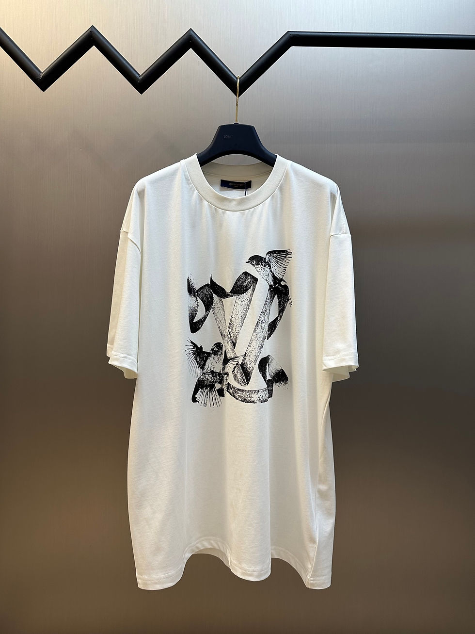Thumbnail: LV SHIRT