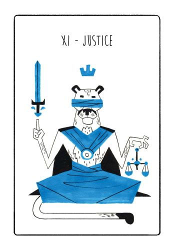 Thumbnail: Arcanis Animal Tarot