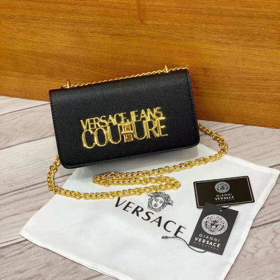 섬네일: Women's VERSACE crossbody handbag with chain, leather, Generic product