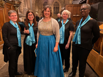 Alto Sarah Ogden with four sopranos from the YPC