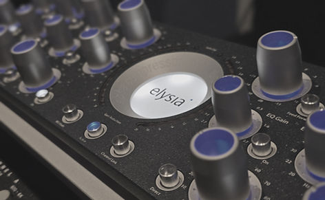 Elysia Aplha Mastering Compressor, used to control the dynamics of a master