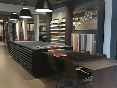 SHOWROOM